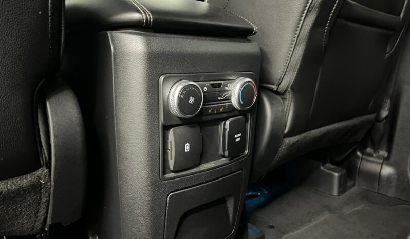 Ford Explorer 2022 full