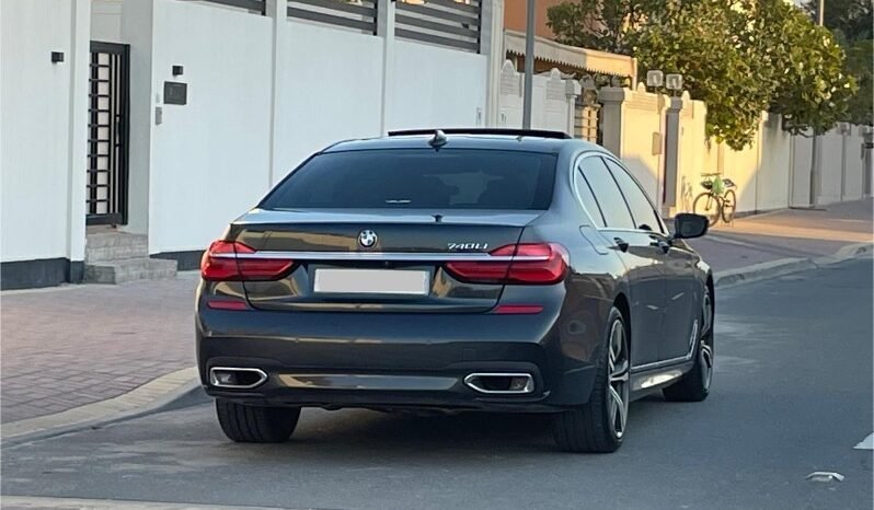 BMW 740i 2019 full