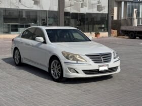 Hyundai Genesis 2013