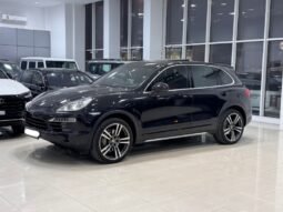 Porsche Cayenne S 2014 full