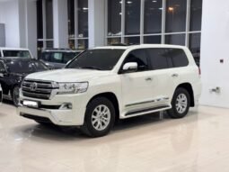 Toyota Land Cruiser 2017 full