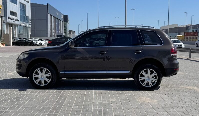 Volkswagen Touareg 2010 full