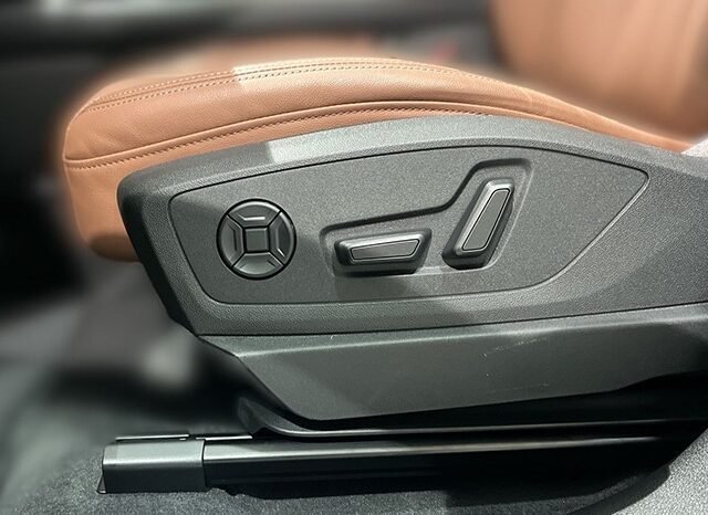 Audi Q8 e-tron Sportback 2024 full