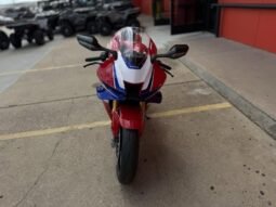 Honda CBR1000RR-R Fireblade 2026 full
