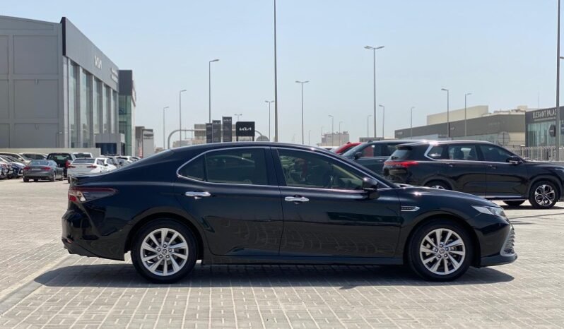 Toyota Camry 2022 full