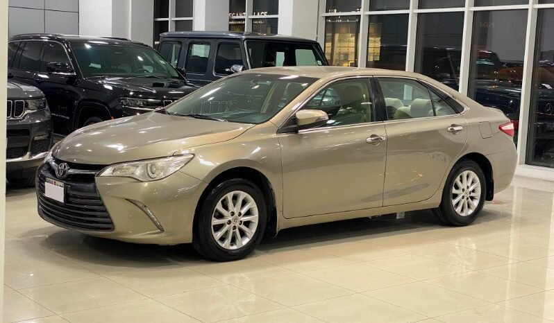 Toyota Camry 2017 full