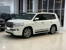 Toyota Land Cruiser 2016 full