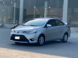 Toyota Yaris 2015 full