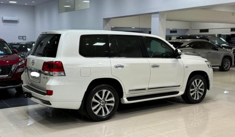 Toyota Land Cruiser 2016 full