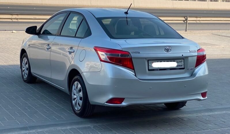 Toyota Yaris 2015 full