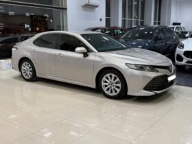 Toyota Camry 2019