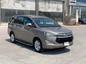 Toyota Innova 2016