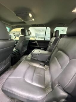 Toyota Land Cruiser 2010 full