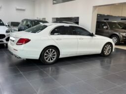 Mercedes Benz E200 2017 full