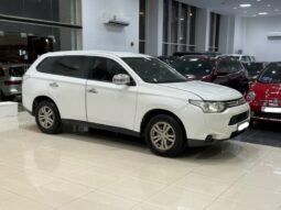 Mitsubishi Outlander 2014