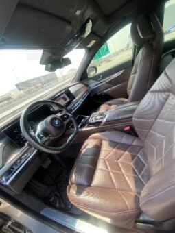 BMW 735i 2023 full