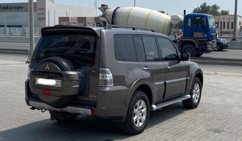 Mitsubishi Pajero 2013 full