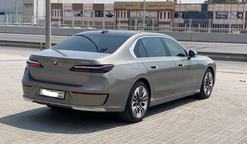 BMW 735i 2023 full