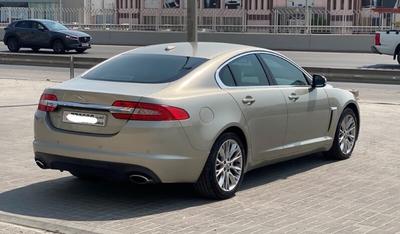 Jaguar XF 2012 full