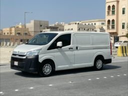 Toyota Hiace 2021 full