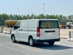 Toyota Hiace 2021 full