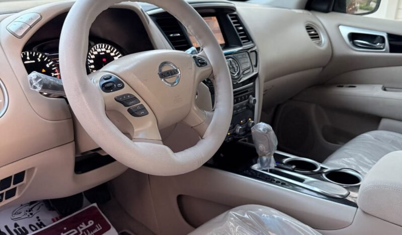 FOR SALE NISSAN PATHFINDER V6 CYLINDER MODEL 2015 full