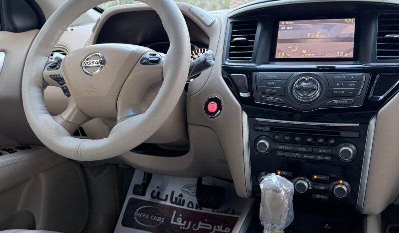 FOR SALE NISSAN PATHFINDER V6 CYLINDER MODEL 2015 full
