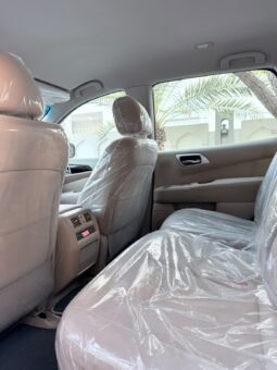 FOR SALE NISSAN PATHFINDER V6 CYLINDER MODEL 2015 full