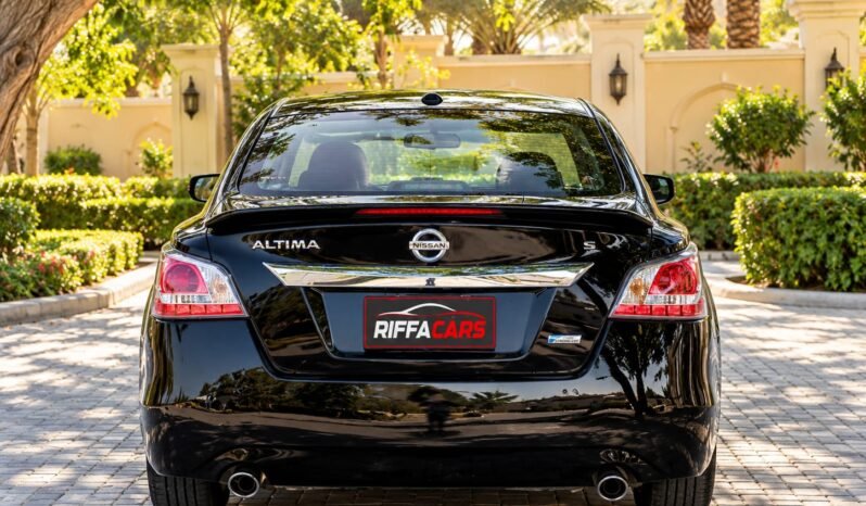 FOR SALE NISSAN ALTIMA 2015 MODEL full