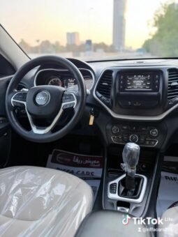 Jeep Cherokee Sport full