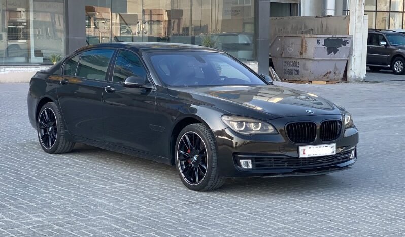BMW 750i 2013 full