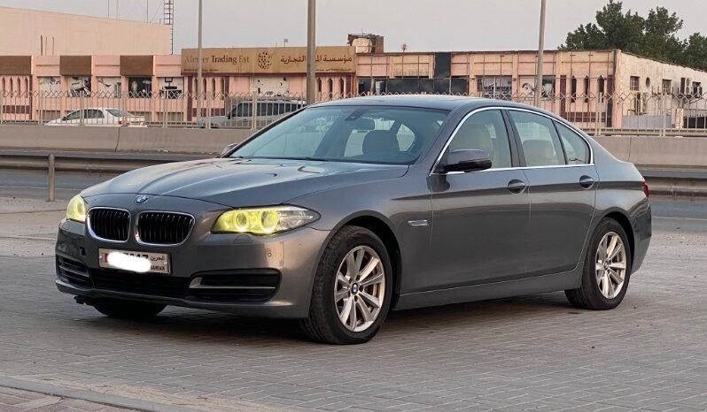 BMW 520 2015 full