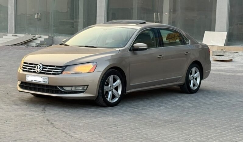 Volkswagen Passat 2016 full