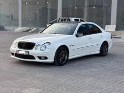 Mercedes Benz E55 AMG 2005 full