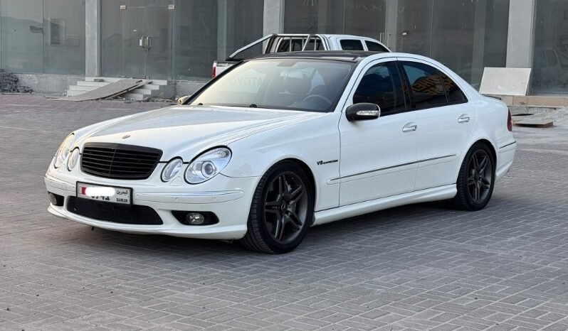 Mercedes Benz E55 AMG 2005 full
