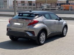 Toyota CH-R Hybrid 2020 full