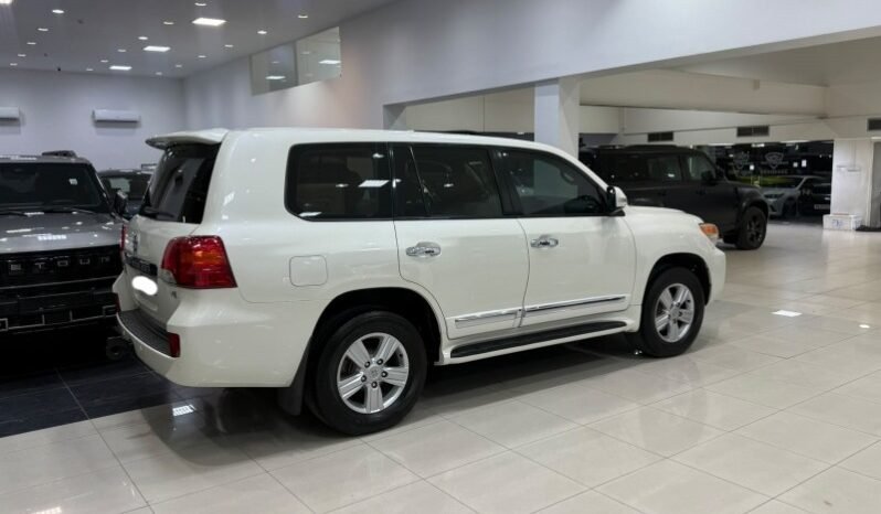 Toyota Land Cruiser 2015 full