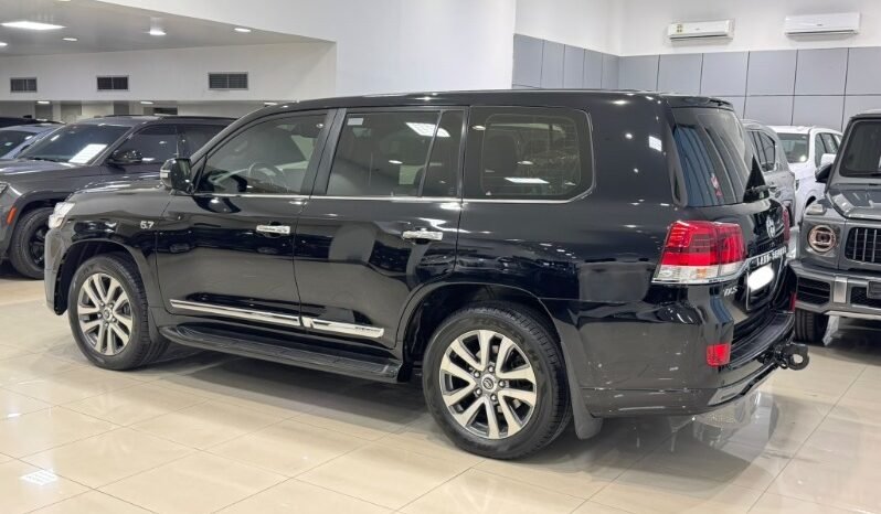 Toyota Land Cruiser 2016 full