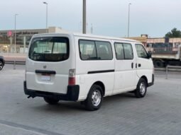 Nissan URVAN 2009 full